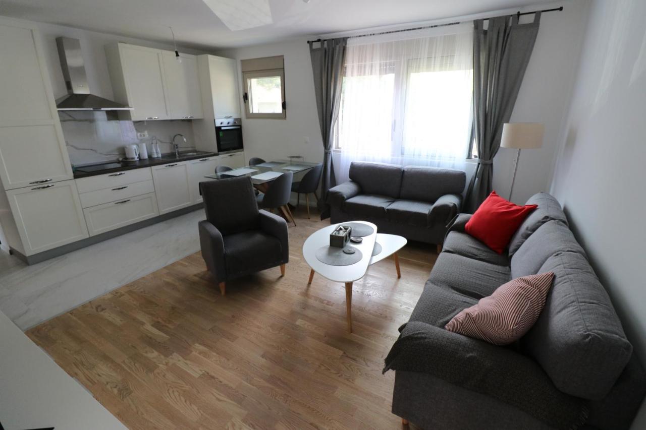 Apartment Sandrita Cattaro Esterno foto